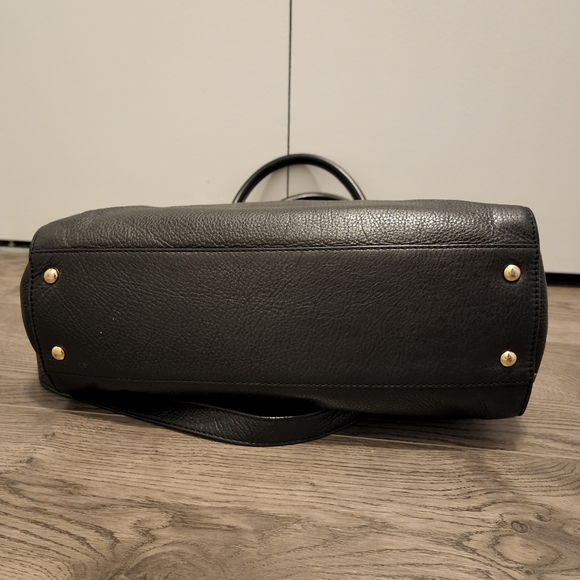 Black leather bag - Micheal Kors Hamilton Satchel Handbag - Picture 6 of 16